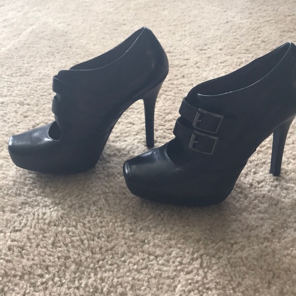 EUC Gorgeous MRKT Black Square Toe Shoes Sz 8.5 - Picture 2 of 8